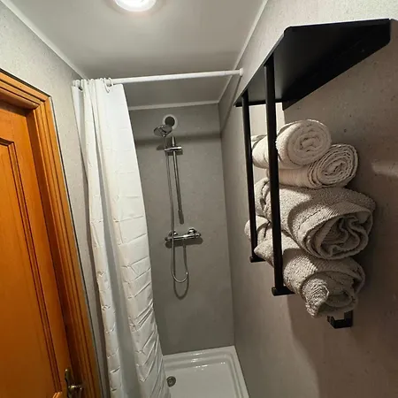Appartement F1 *